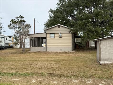 32 Palm Drive Port O'connor TX 77982