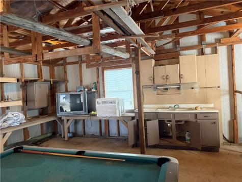 32 Palm Drive Port O'connor TX 77982