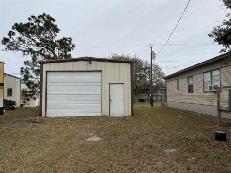32 Palm Drive Port O'connor TX 77982