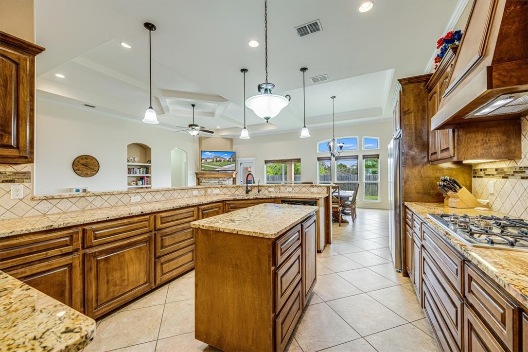 7522 S Lake Drive Corpus Christi TX 78414