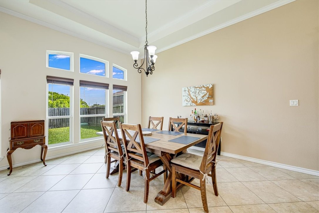 7522 S Lake Drive Corpus Christi TX 78414