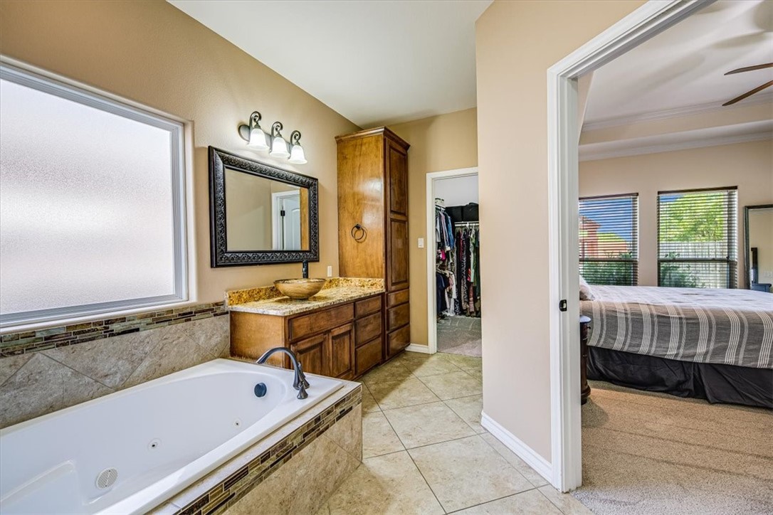 7522 S Lake Drive Corpus Christi TX 78414