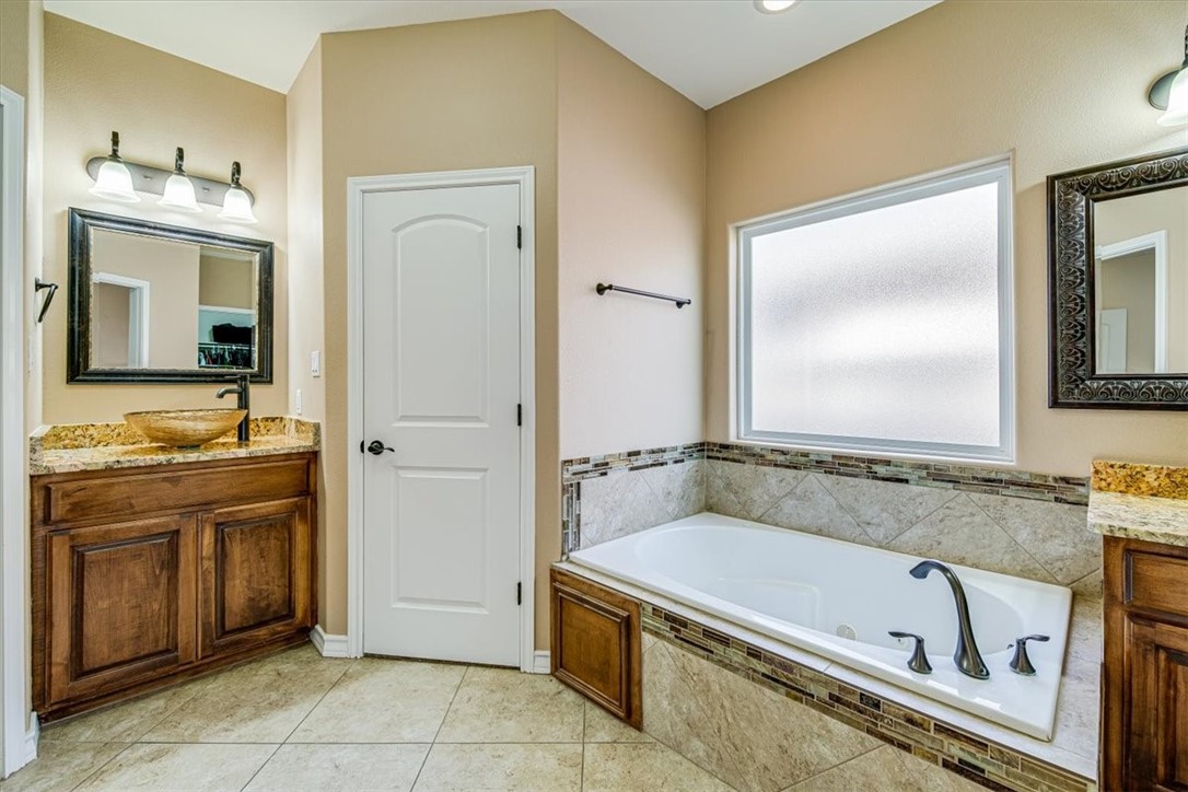 7522 S Lake Drive Corpus Christi TX 78414