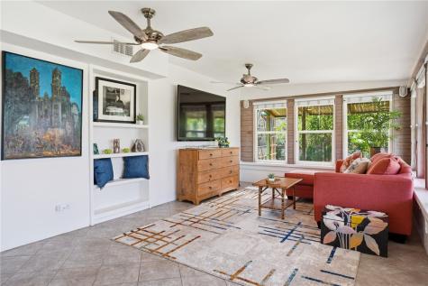 113 Palmetto Avenue Fulton TX 78358