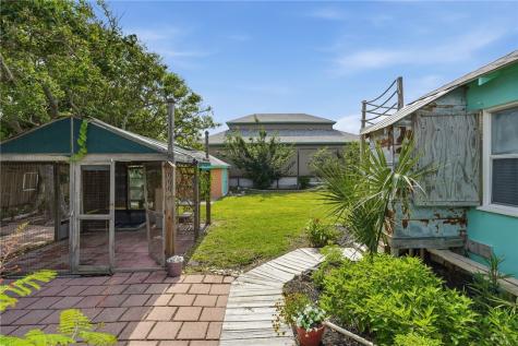 113 Palmetto Avenue Fulton TX 78358