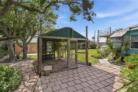 113 Palmetto Avenue Fulton TX 78358