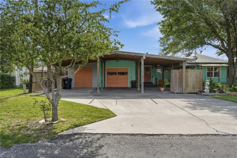 113 Palmetto Avenue Fulton TX 78358
