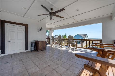 1050 S Bay Street Aransas Pass TX 78336