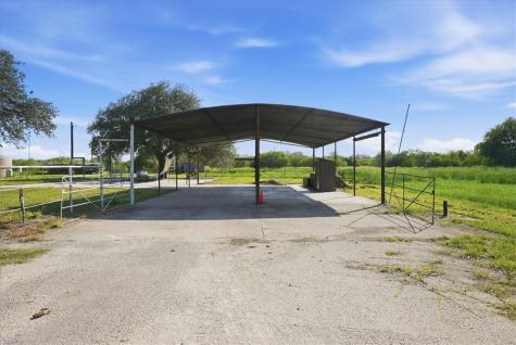 955 S Highway 37 George West TX 78022
