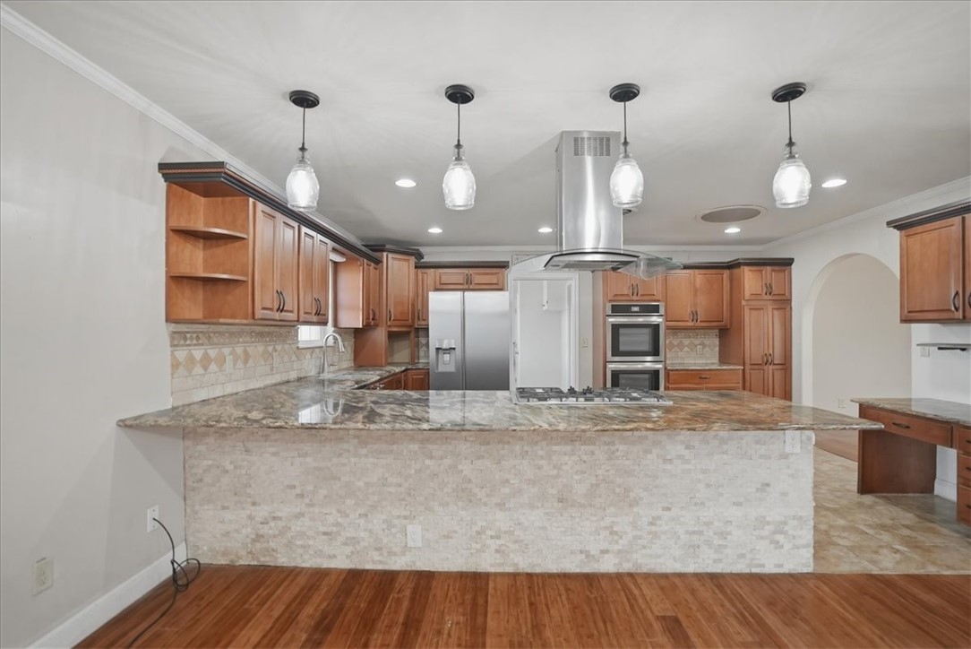 955 S Highway 37 George West TX 78022