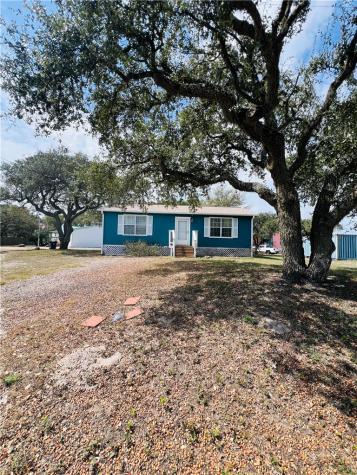 809 N Tenth Street Fulton TX 78358