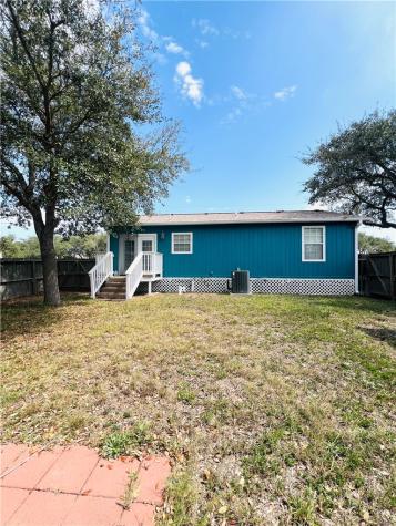 809 N Tenth Street Fulton TX 78358