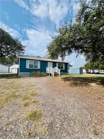 809 N Tenth Street Fulton TX 78358