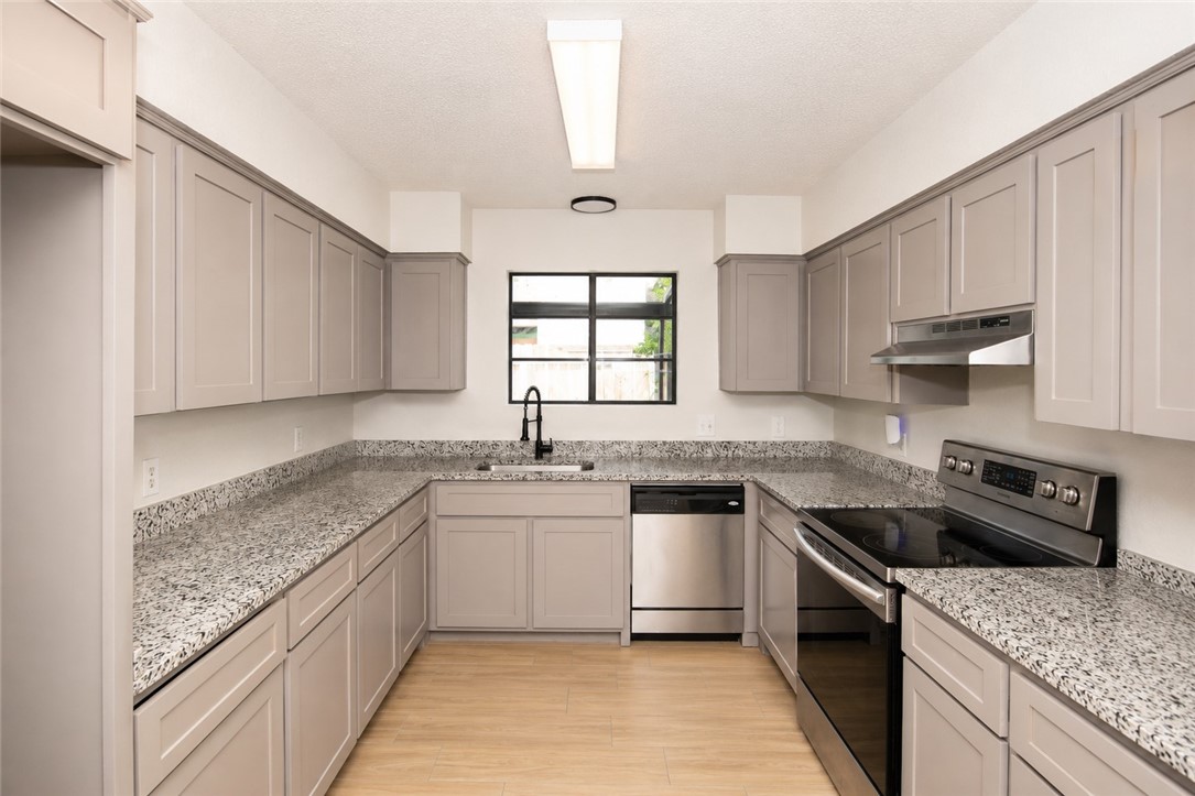 6941 Braesvalley Drive Corpus Christi TX 78413
