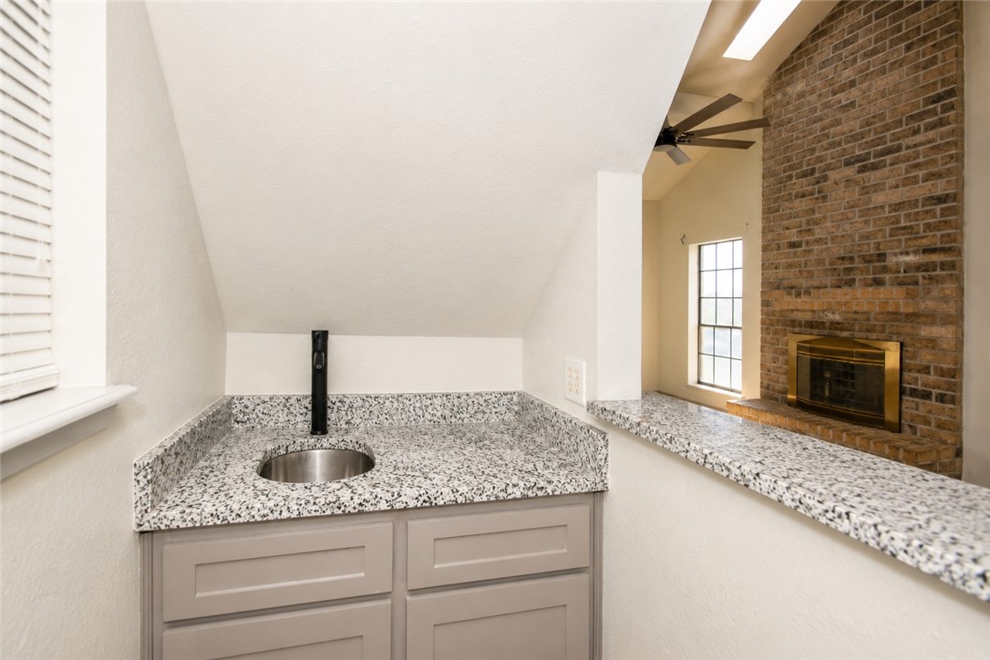 6941 Braesvalley Drive Corpus Christi TX 78413