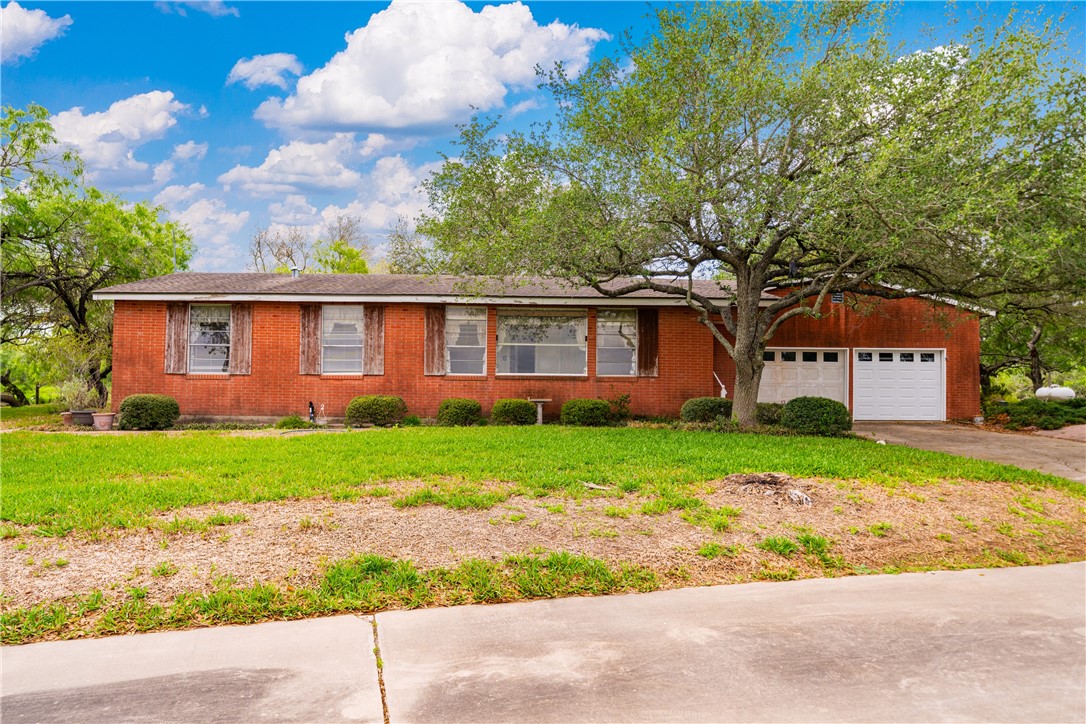 301 E Fm 1118 Kingsville TX 78363