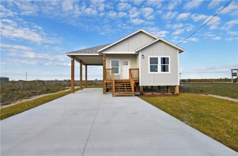 108 W Pin Oak Lane Rockport TX 78382