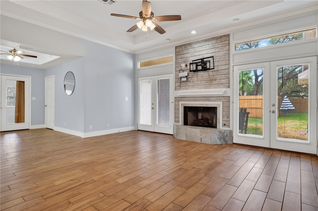 102 Cypress Point Rockport TX 78382
