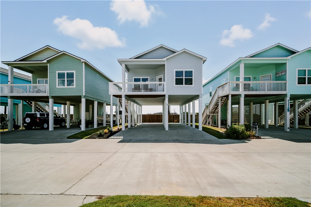 110 N Nautica Rockport TX 78382