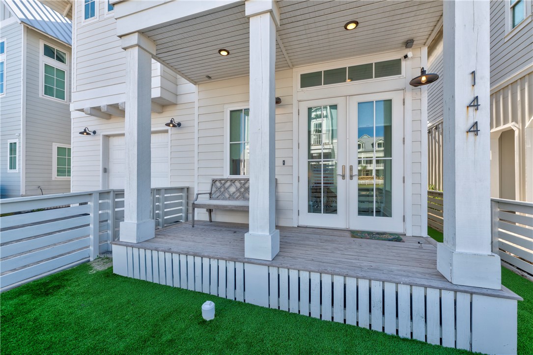 144 Barefoot Lane Port Aransas TX 78373
