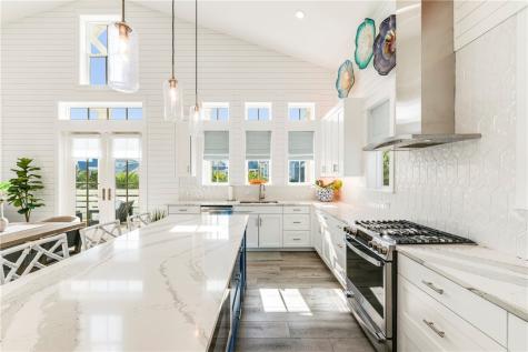 144 Barefoot Lane Port Aransas TX 78373