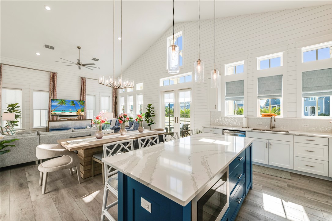 144 Barefoot Lane Port Aransas TX 78373
