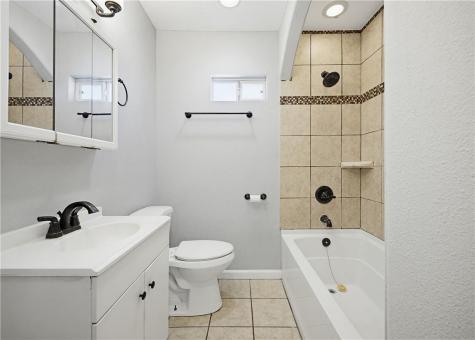 1721 Hickory Place Corpus Christi TX 78416