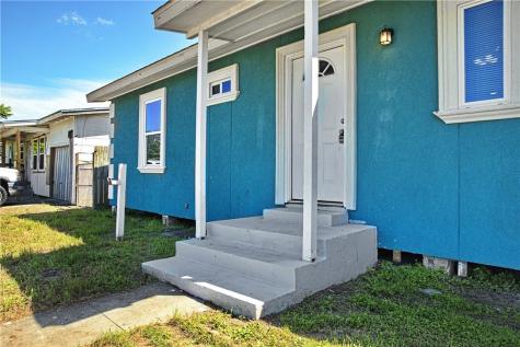 1721 Hickory Place Corpus Christi TX 78416