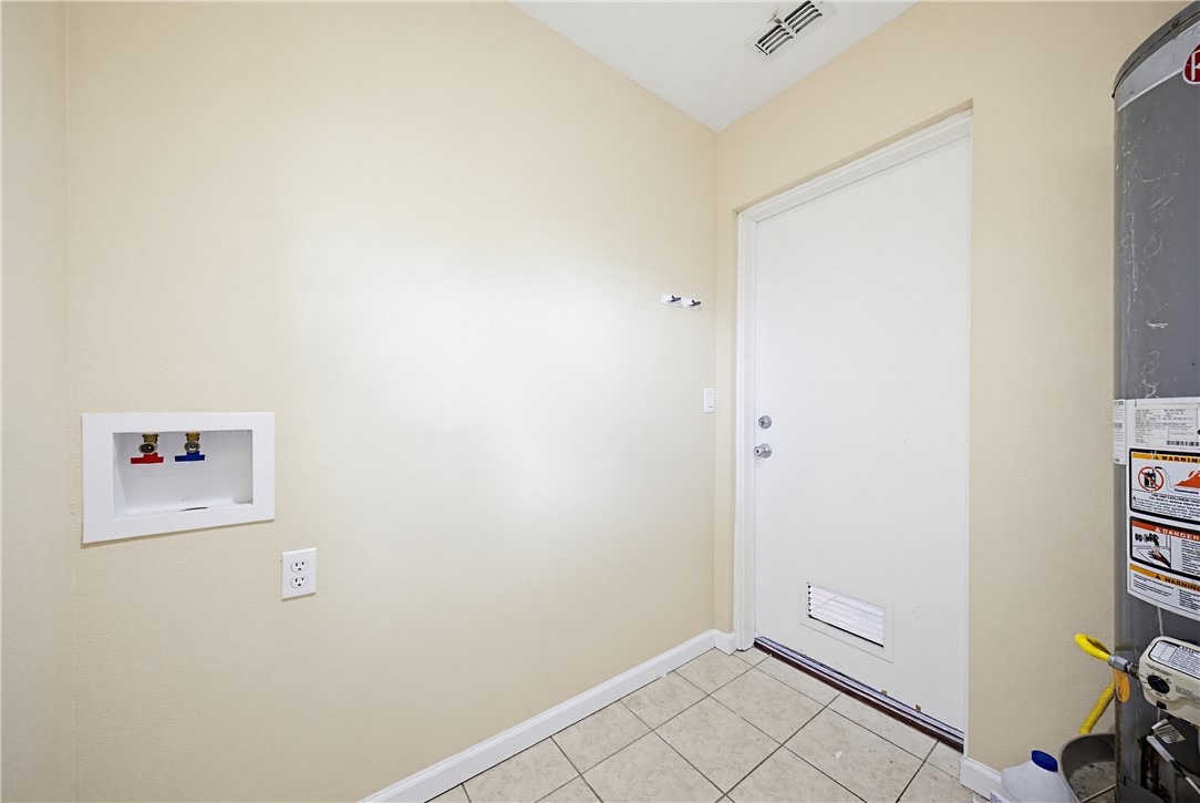 1721 Hickory Place Corpus Christi TX 78416
