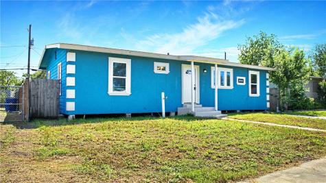 1721 Hickory Place Corpus Christi TX 78416