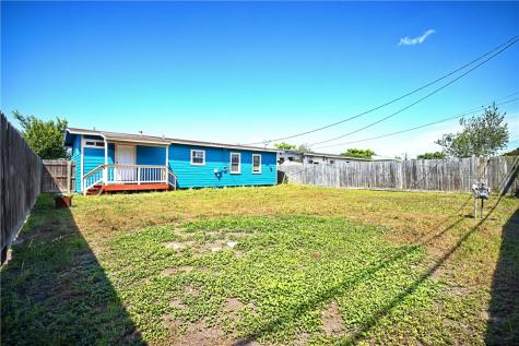 1721 Hickory Place Corpus Christi TX 78416