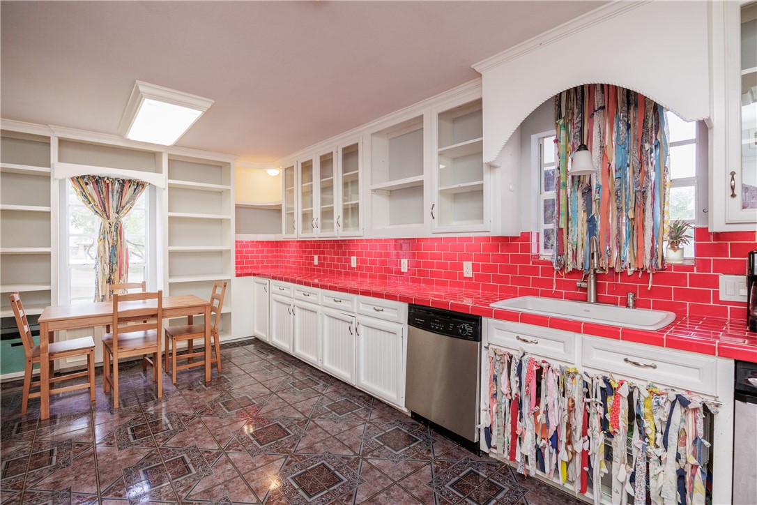 4226 Rehfeld Corpus Christi TX 78410