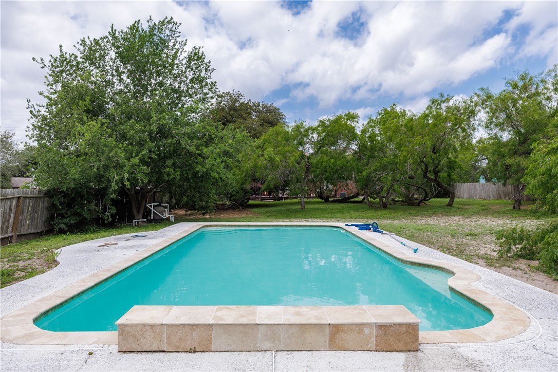 4226 Rehfeld Corpus Christi TX 78410