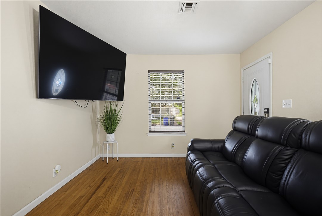 4942 Concord Street Corpus Christi TX 78415