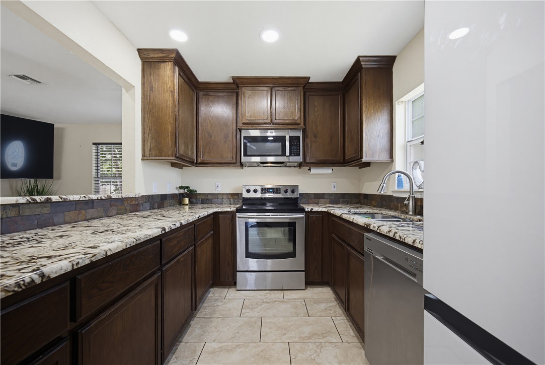 4942 Concord Street Corpus Christi TX 78415