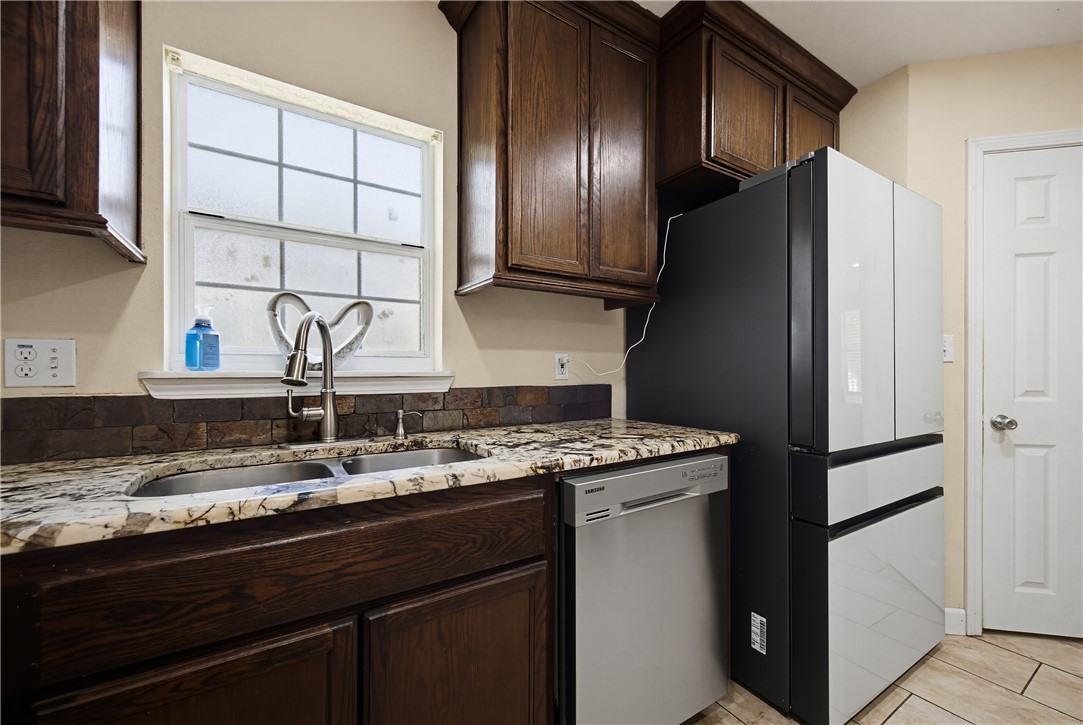 4942 Concord Street Corpus Christi TX 78415