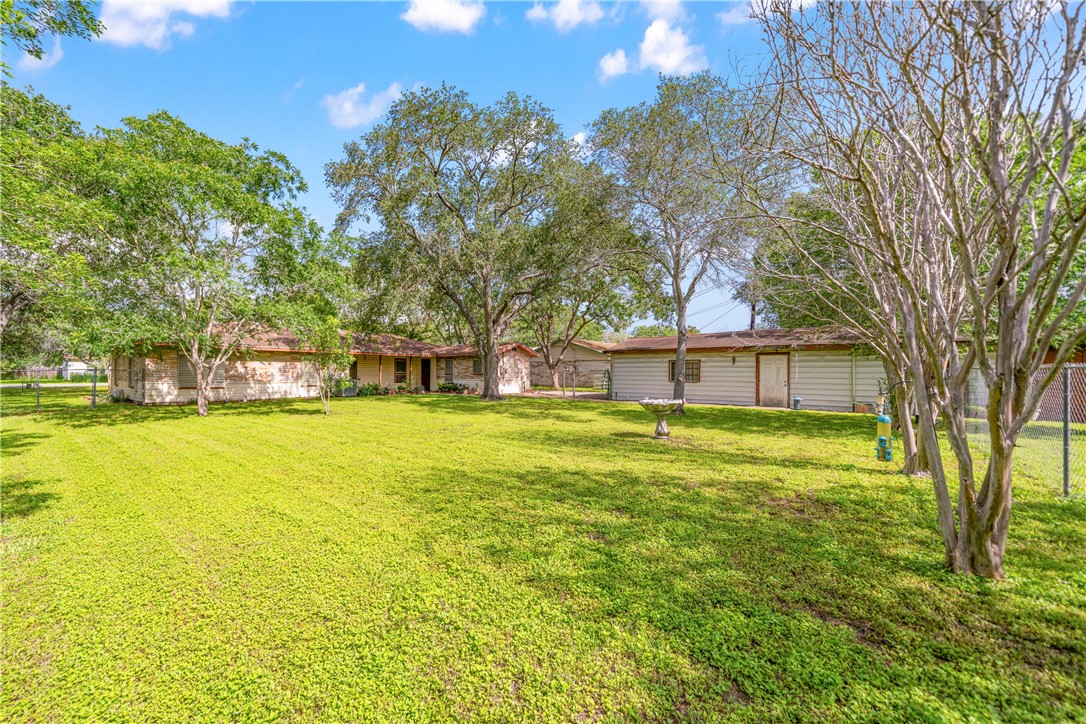 749 W Wildwood Drive Corpus Christi TX 78410