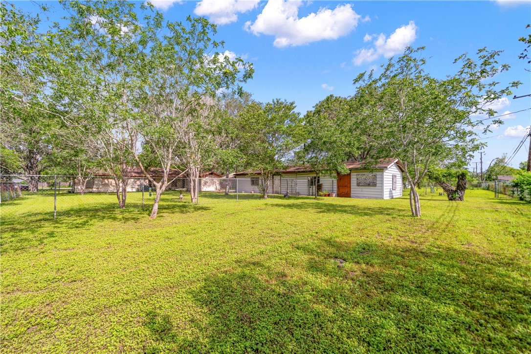 749 W Wildwood Drive Corpus Christi TX 78410
