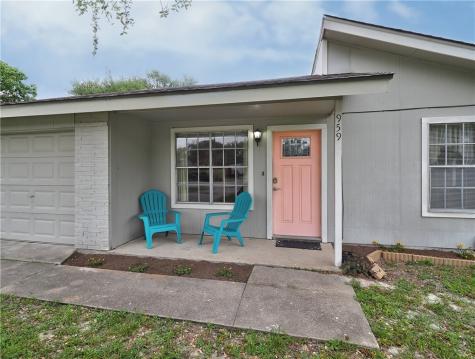 959 S 9th Street Aransas Pass TX 78336