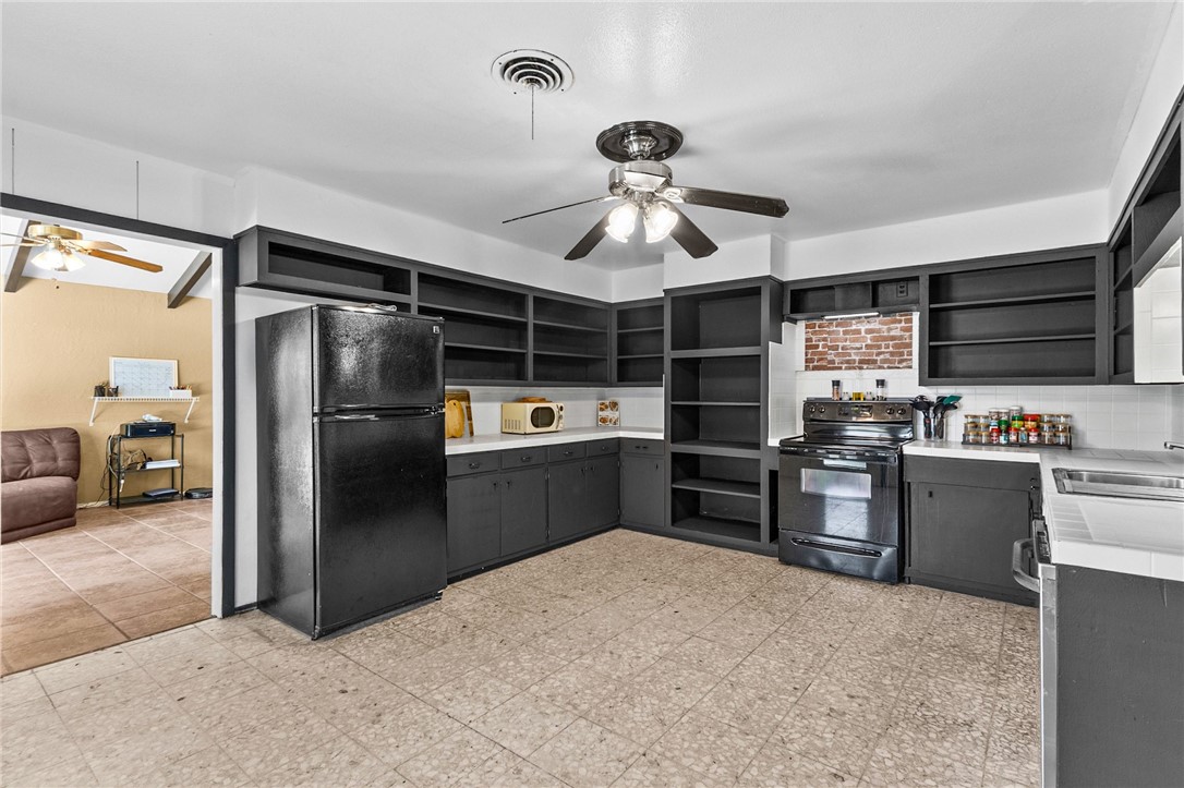 445 Pennington Drive Corpus Christi TX 78412