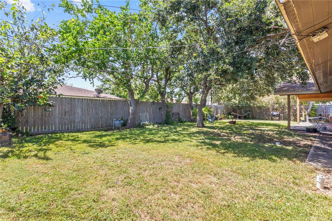 445 Pennington Drive Corpus Christi TX 78412