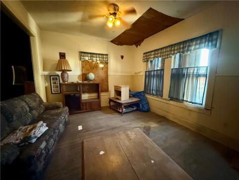 719 W Kleberg Avenue Kingsville TX 78363