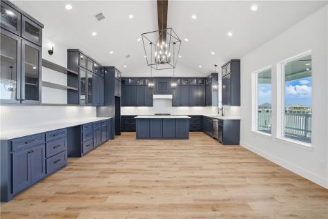 15 Tradewinds Circle Rockport TX 78382