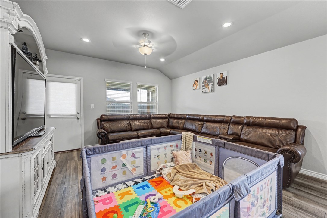 7601 Cowboy Trail Lane Corpus Christi TX 78414