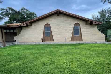 803 Avenue H Sinton TX 78387
