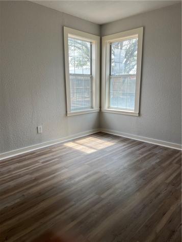 323 W Lee Avenue Kingsville TX 78363