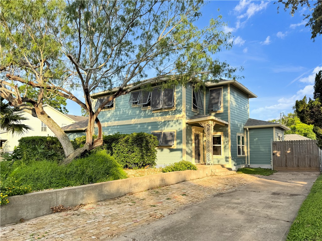 219 Leming Avenue Corpus Christi TX 78404