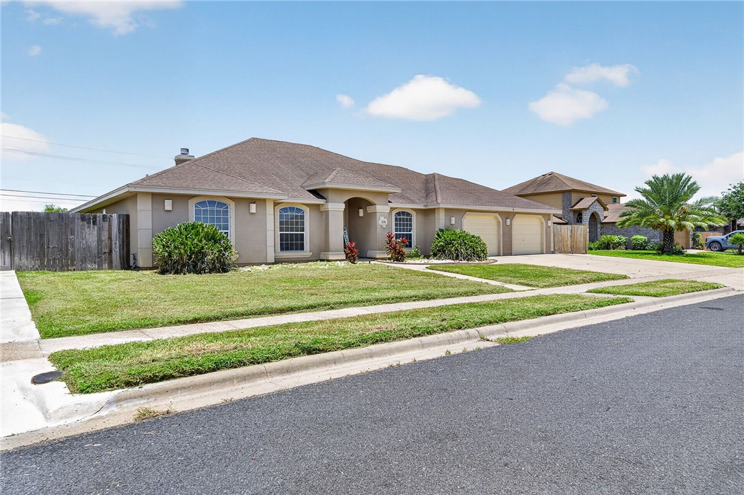 7326 Aborigine Street Corpus Christi TX 78414