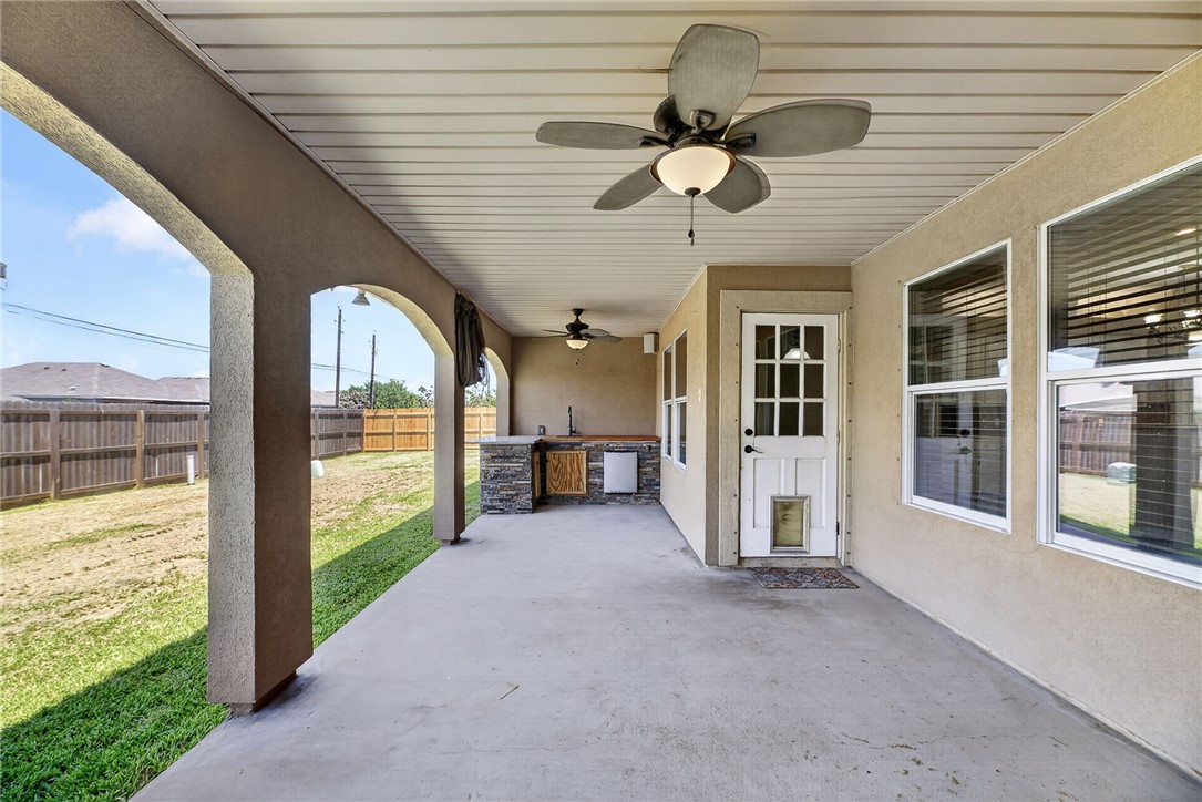 7326 Aborigine Street Corpus Christi TX 78414