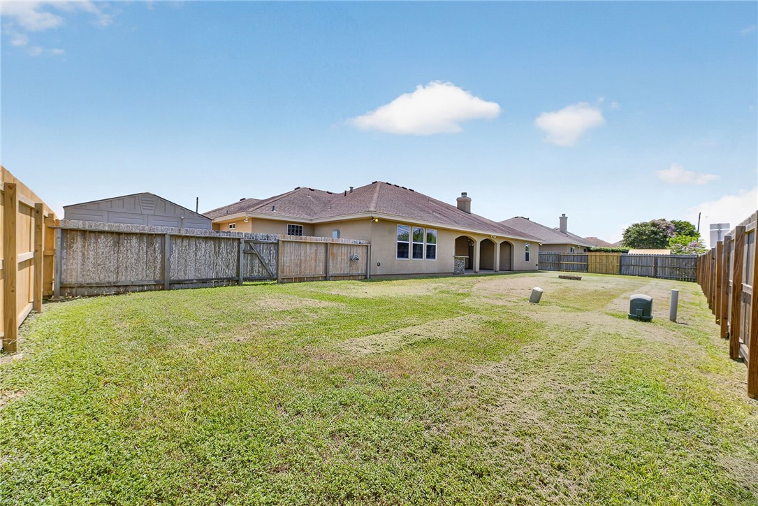 7326 Aborigine Street Corpus Christi TX 78414